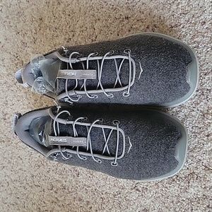 Hoka gray wool pull on sneakers, size 7